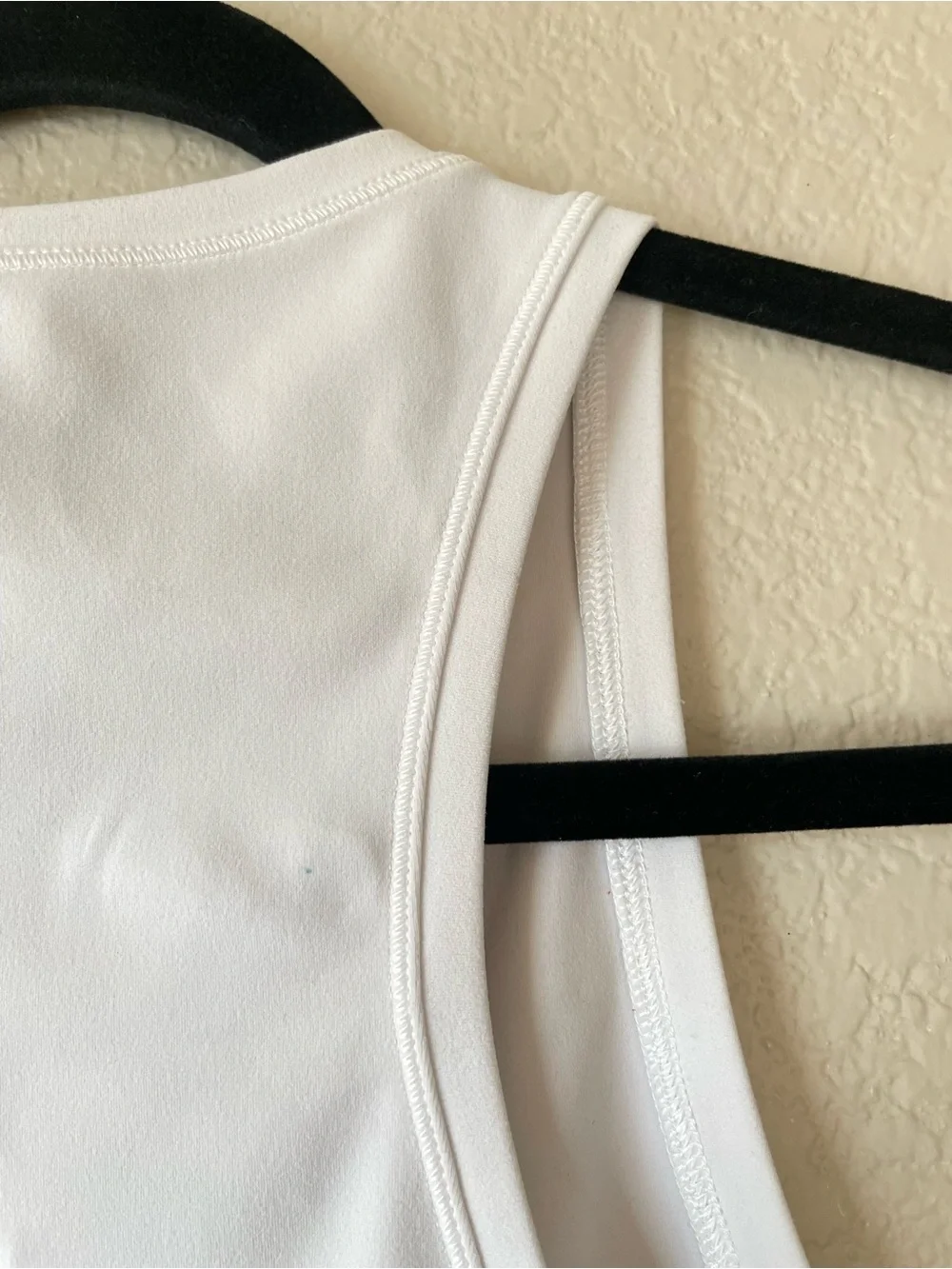 Vuori White High-Neck Performance Tank - Picture 6 of 7